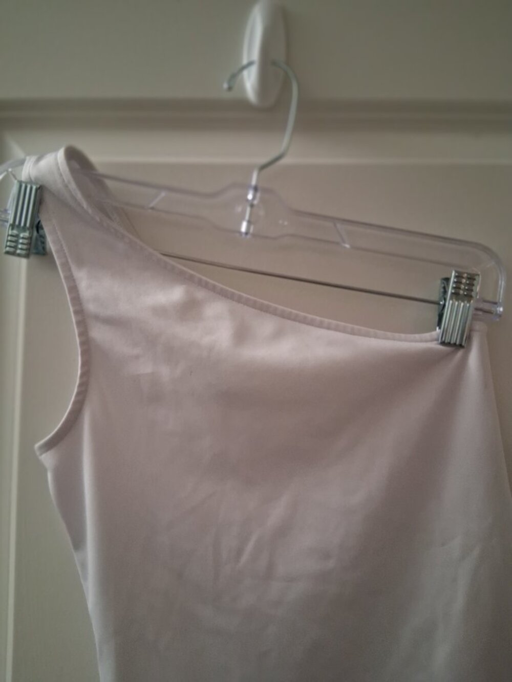 H&M Divided Women's White One Shoulder Tank Top SZ XS - Picture 2 of 4